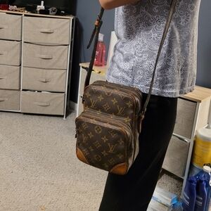 Authentic Louis Vuitton Monogram Crossbody Bag